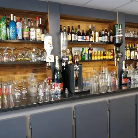 Hotel L' Albret Chr